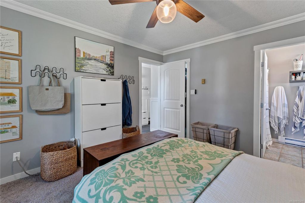 listing image 16043212484229353218