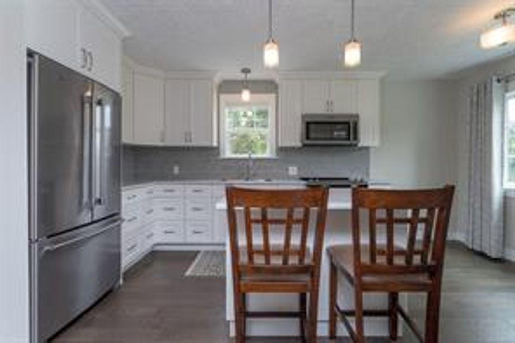 listing image 16043252381897531116