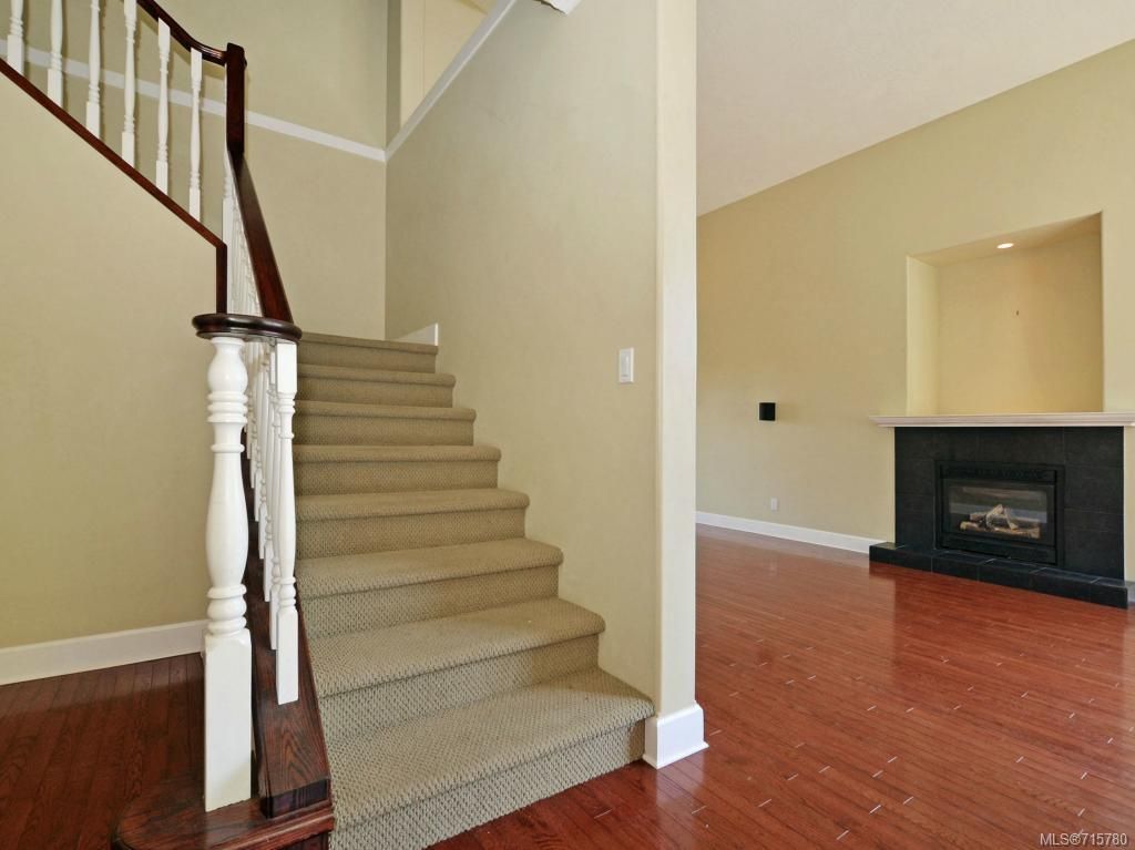 listing image 16048883002501720721