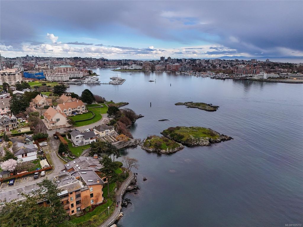 listing image 16045310991730492819