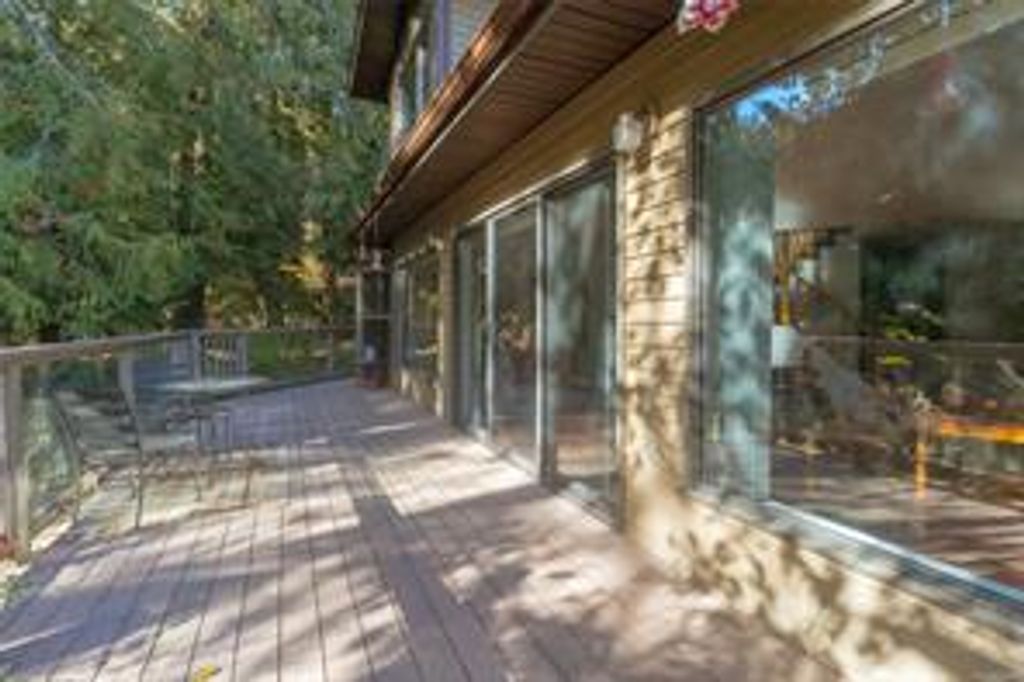 listing image 16045767461570048102