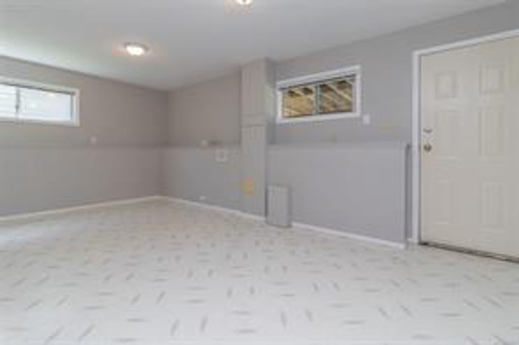 listing image 16043499210088