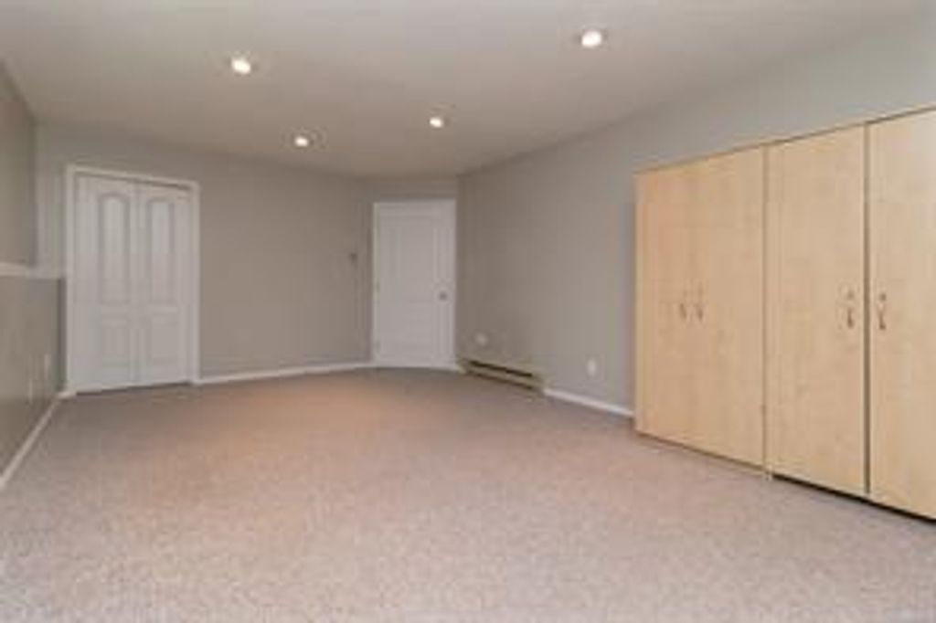 listing image 16043979399679