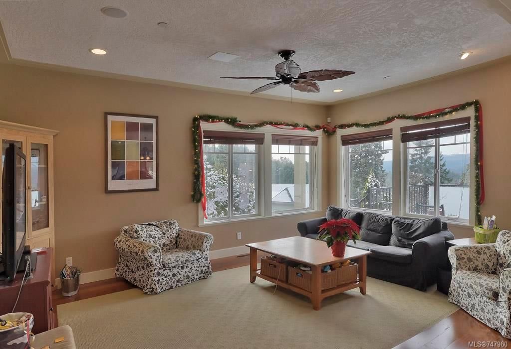 listing image 16046696394753804971