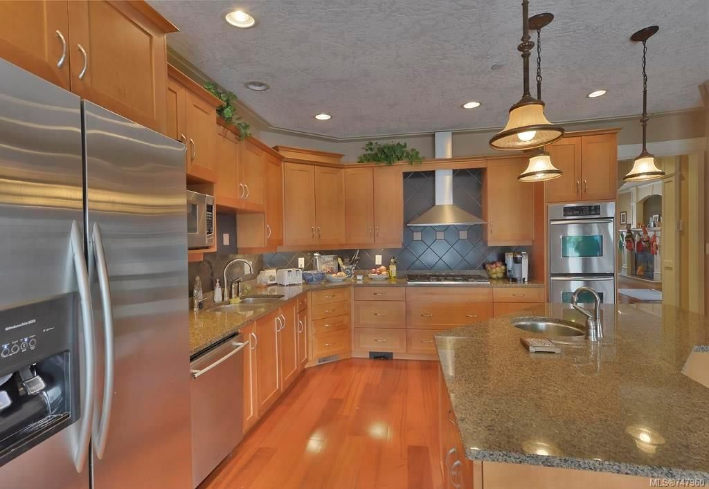 listing image 16040012621732238508