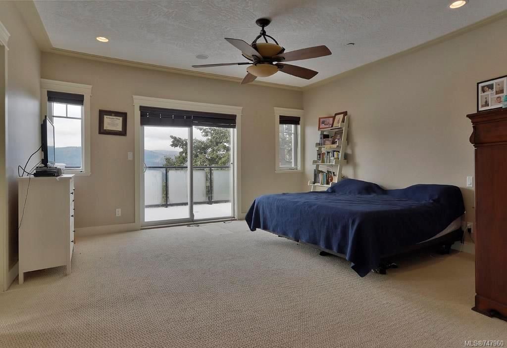 listing image 16048685066652365268