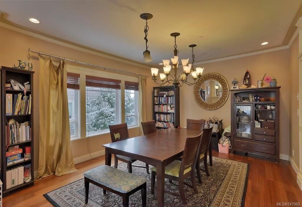 listing image 16046246745666837684