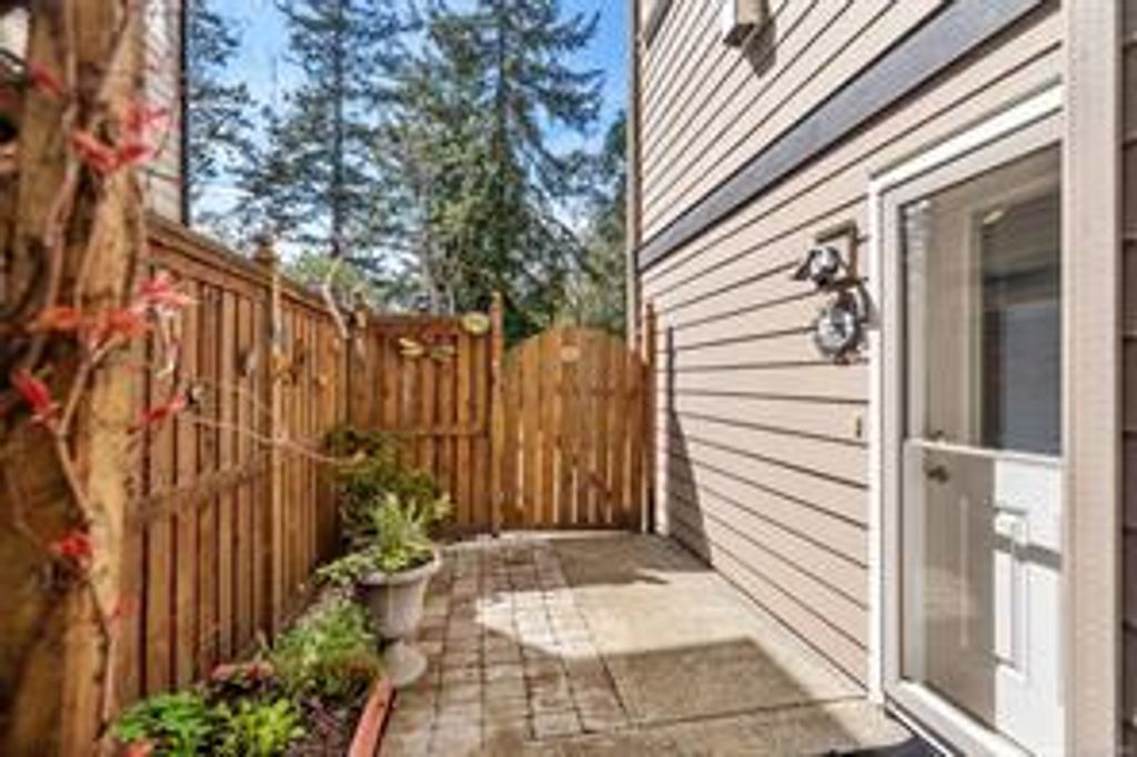 listing image 16041154448677