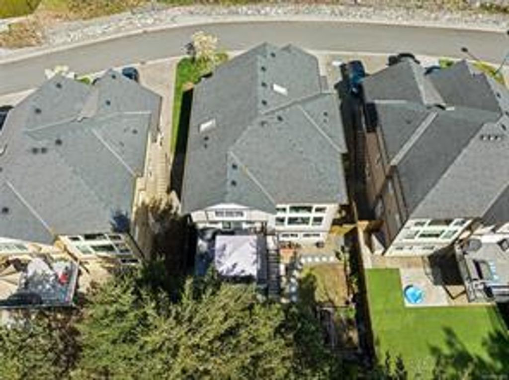 listing image 16044134834229