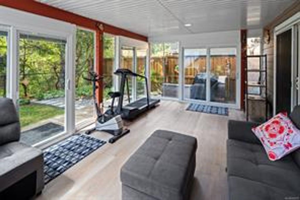 listing image 16041510173749