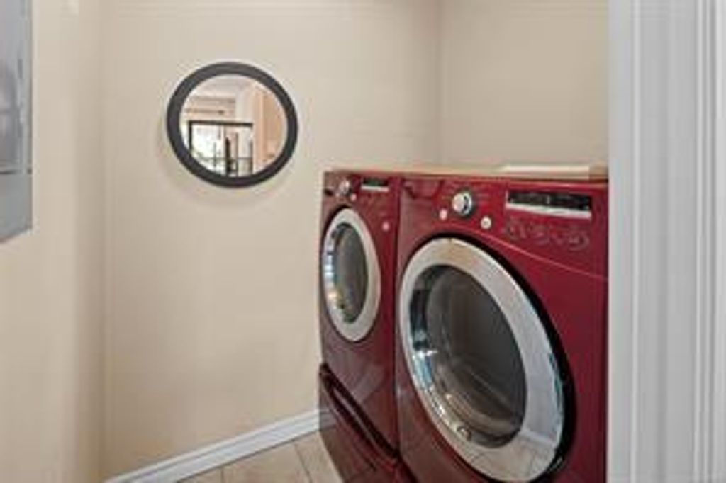 listing image 1604561570732