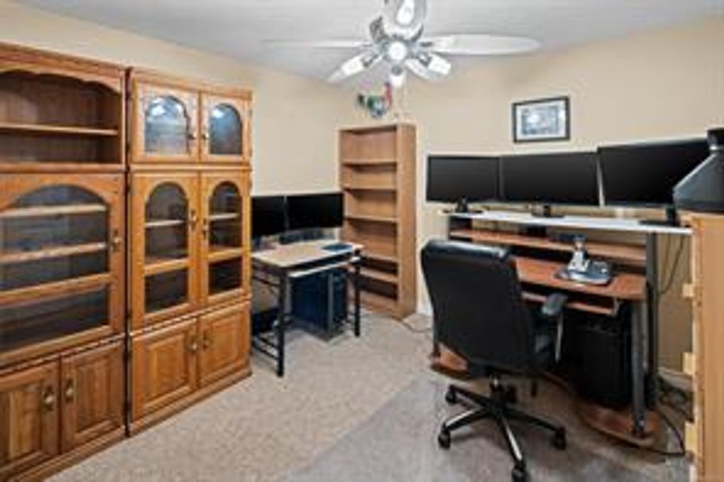 listing image 160434969131