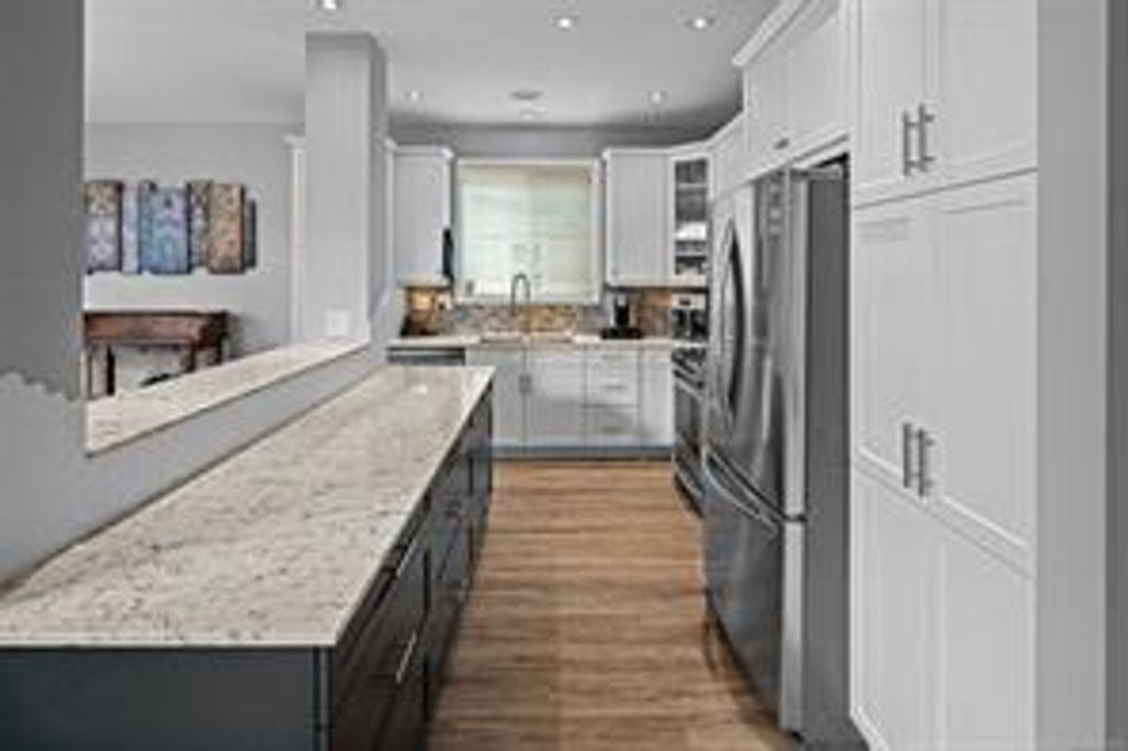 listing image 1604508534295