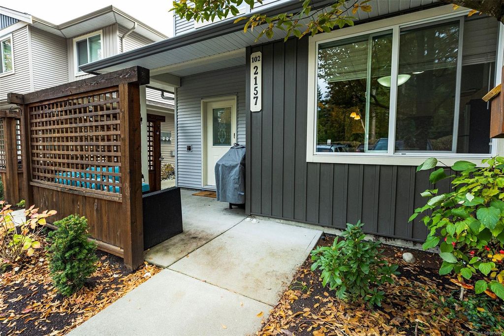 listing image 16041289643649