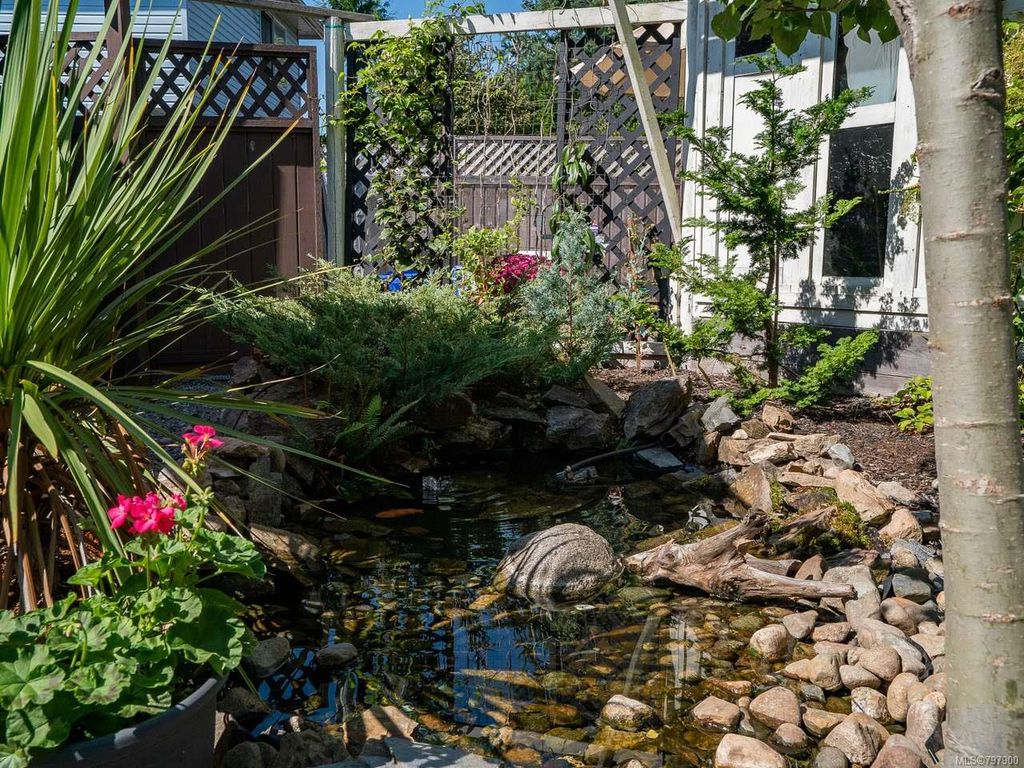 listing image 16042051497298732093
