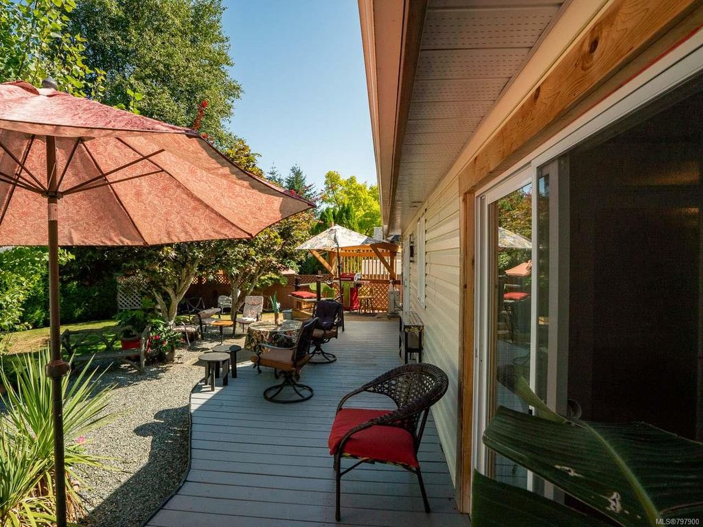 listing image 16041940725090431709