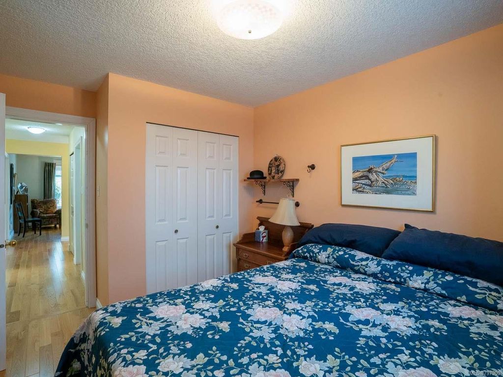 listing image 16044526398679781226