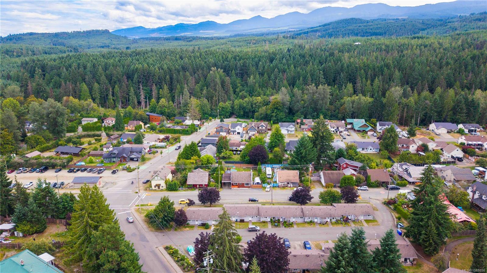 2629 Dunsmuir Ave