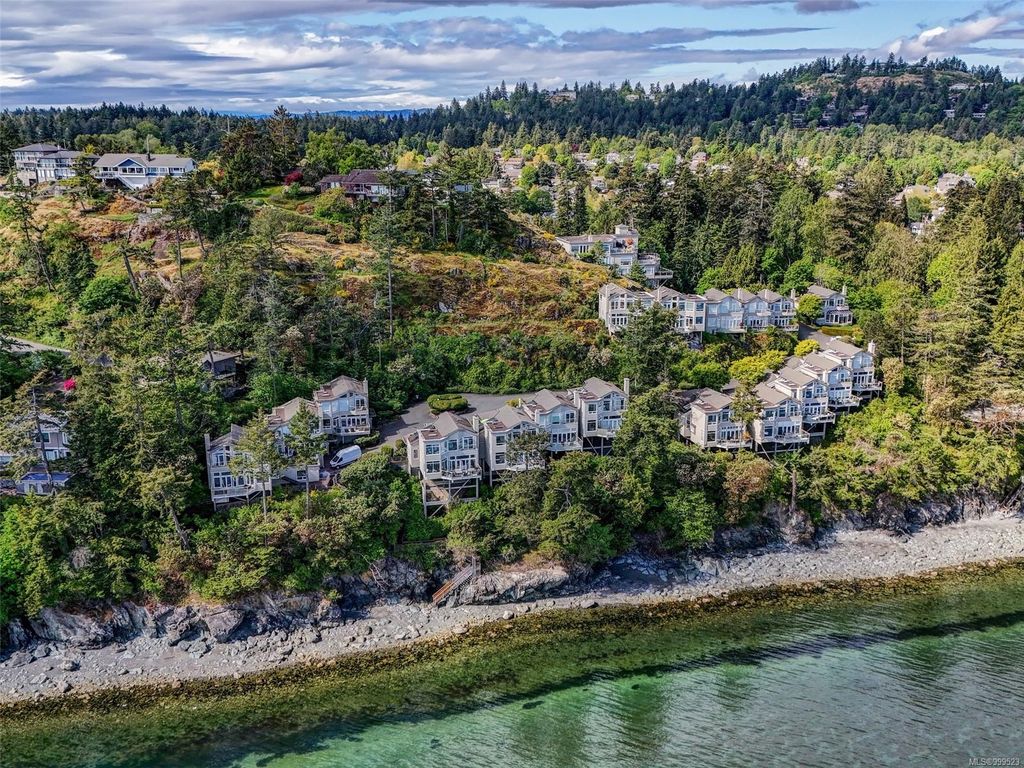 listing image 16042632764820475875