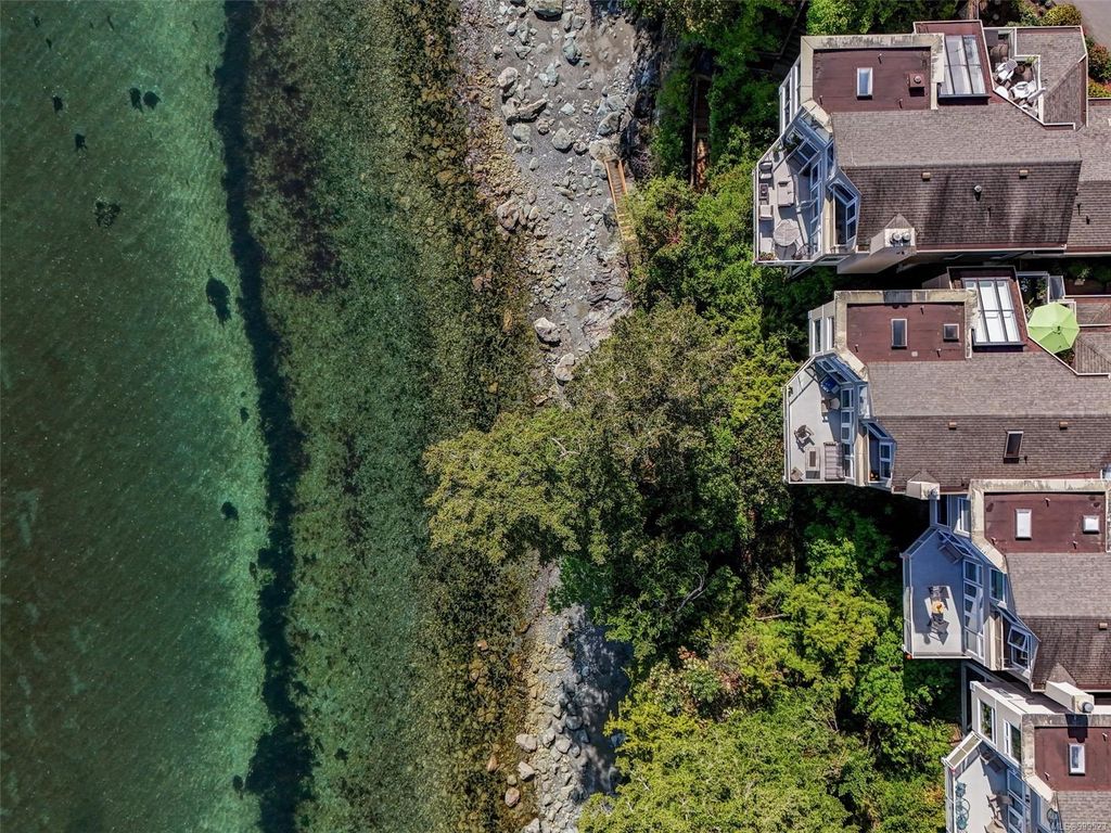 listing image 16049880539139422581