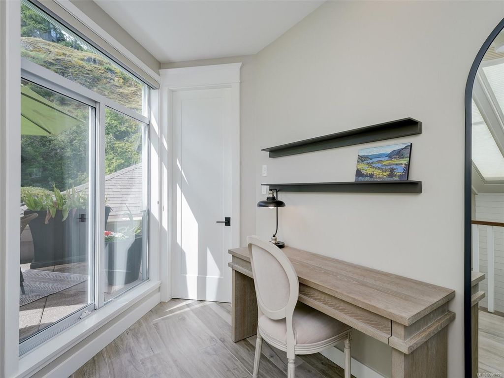 listing image 16042260342658071325