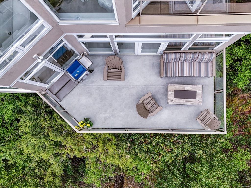 listing image 16041201447361622865
