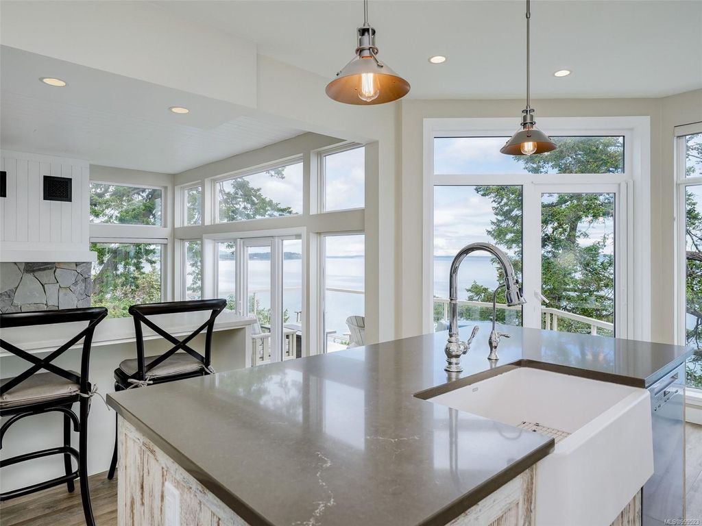 listing image 16040408722011844574