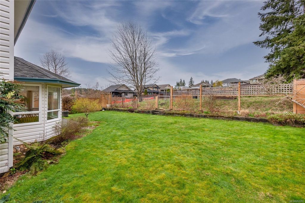 listing image 16048361154228839875