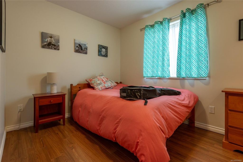 listing image 16042271501005451755