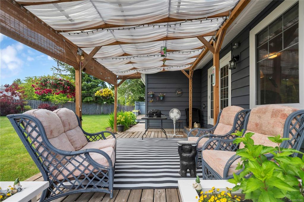 listing image 16043645016748972284