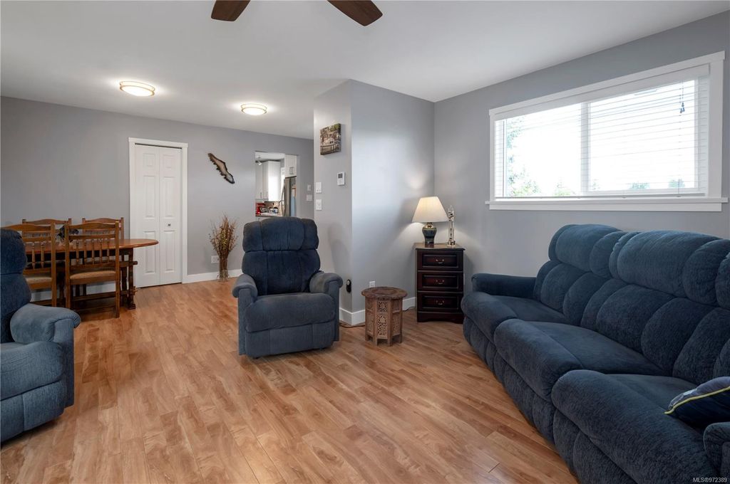 listing image 16044076220105333429
