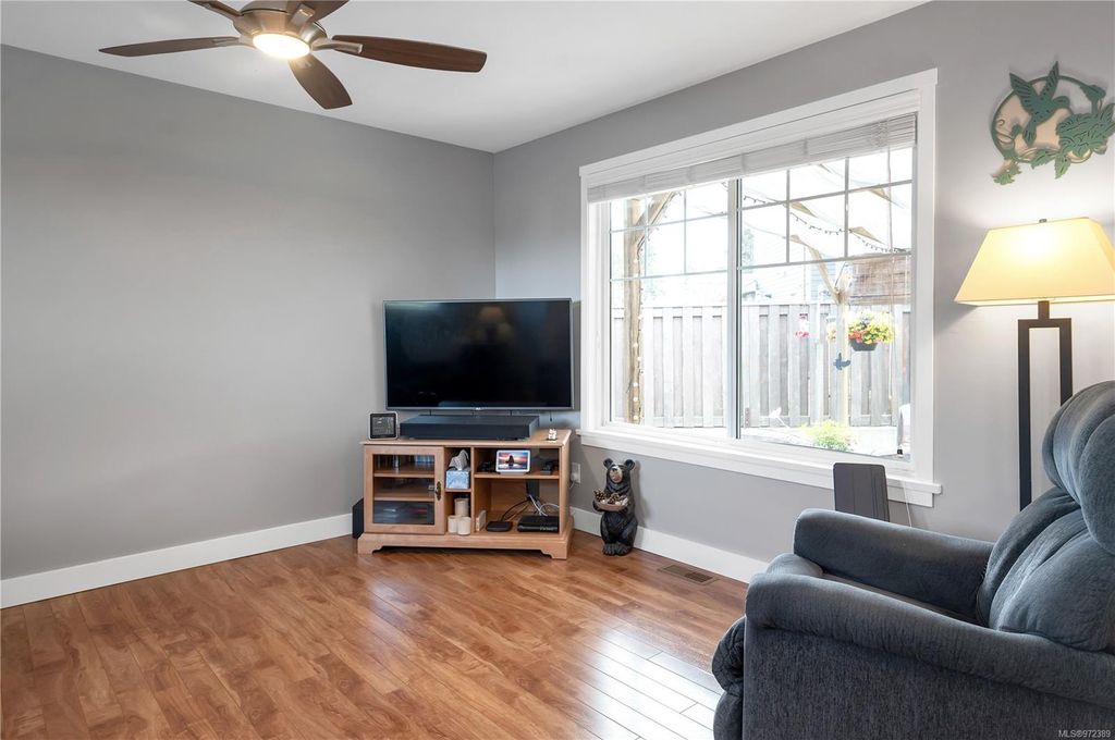 listing image 16045675447357164851
