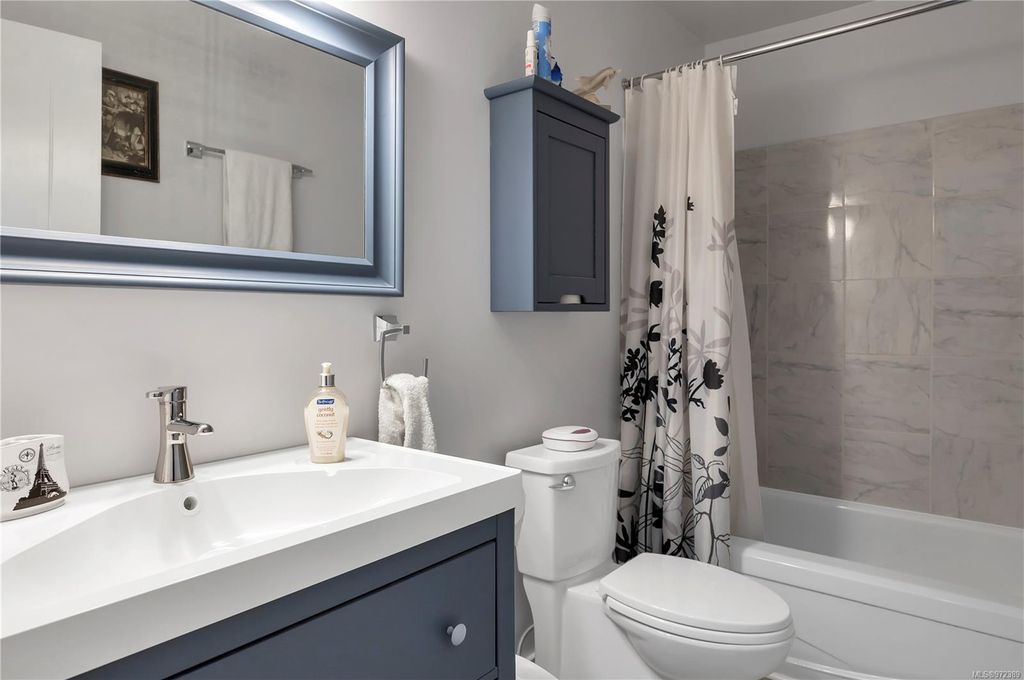 listing image 16049855266237229628