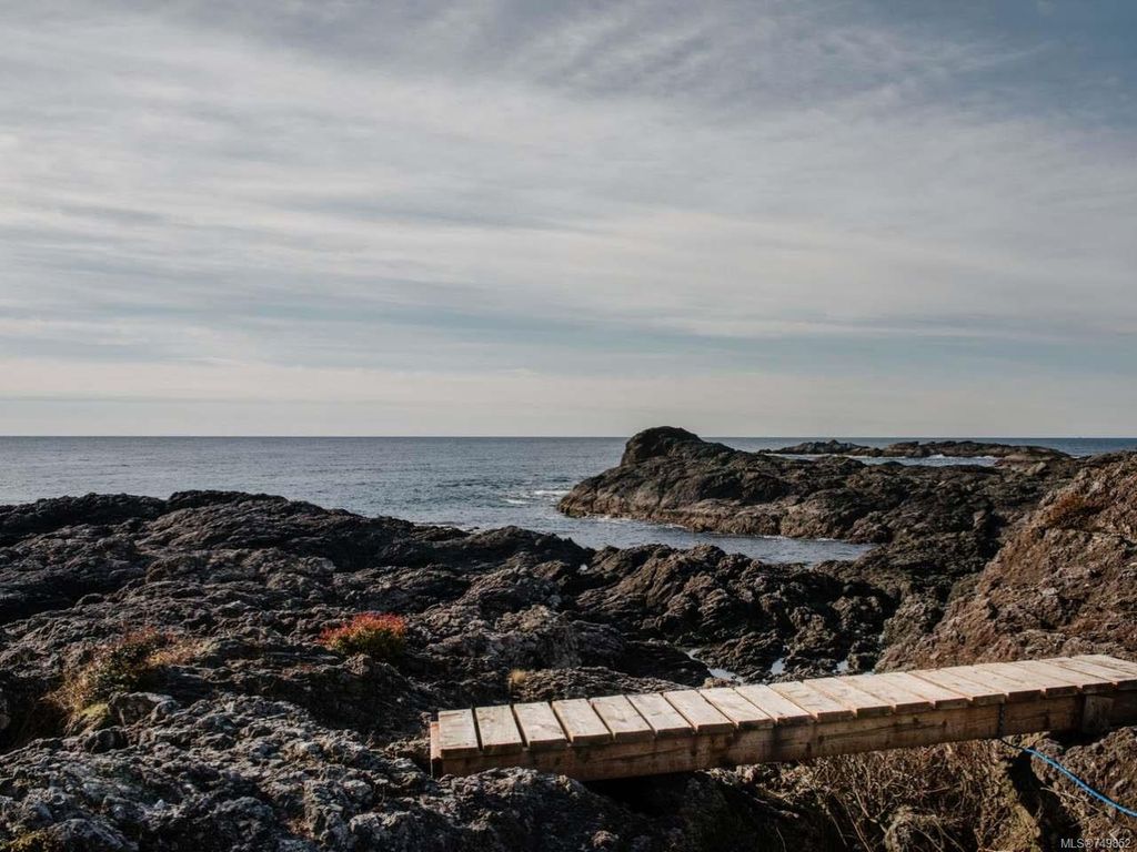 listing image 16048315867855286898