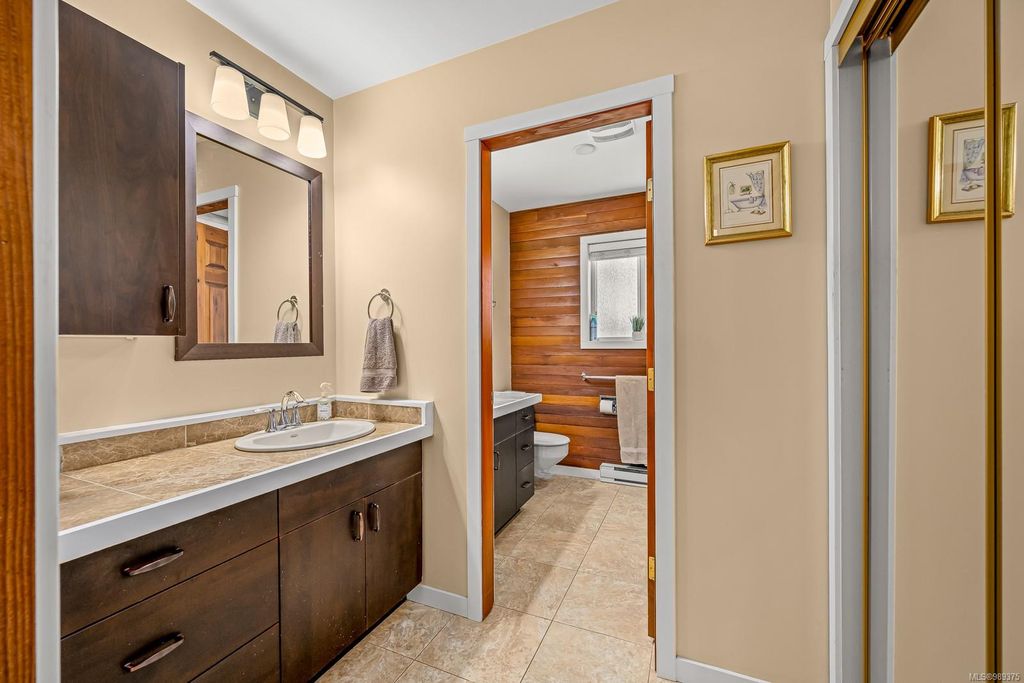 listing image 16040591494582083412