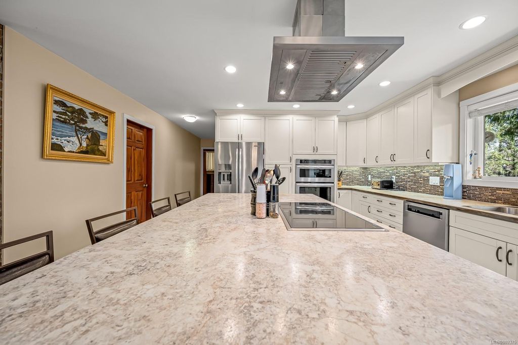 listing image 16049425427025551622