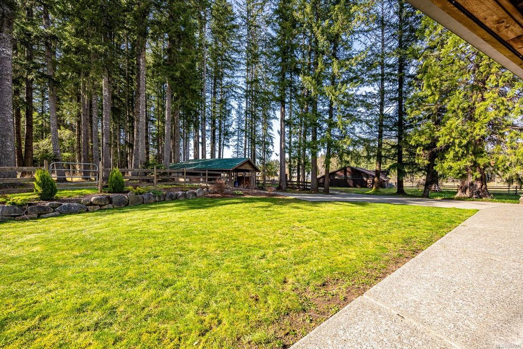 listing image 16041768043813370349