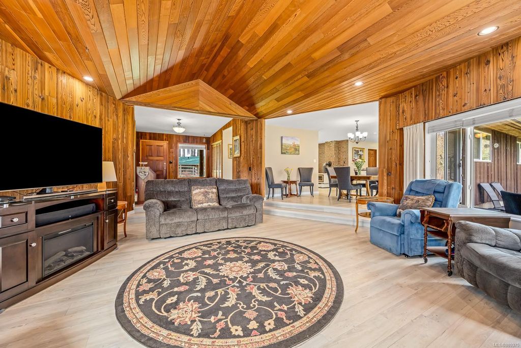 listing image 16044631896229766704