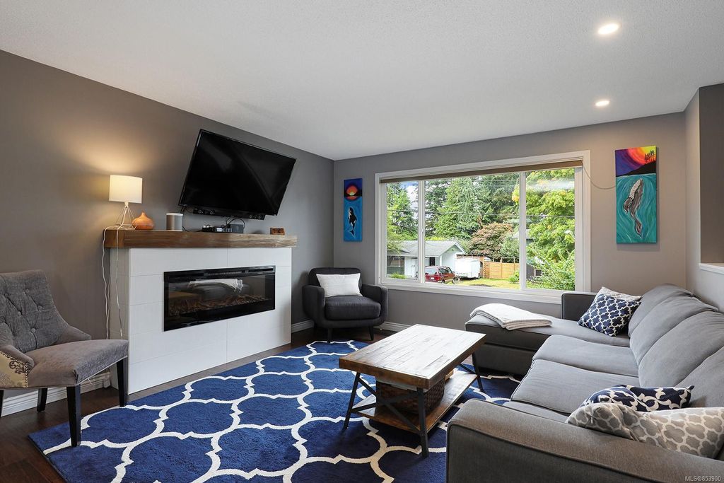 listing image 16043551951877181868