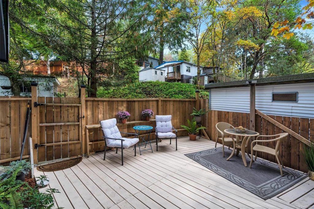 listing image 16048389948536990627