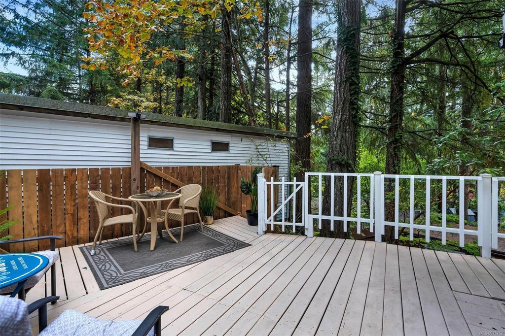 listing image 16042794520170758944
