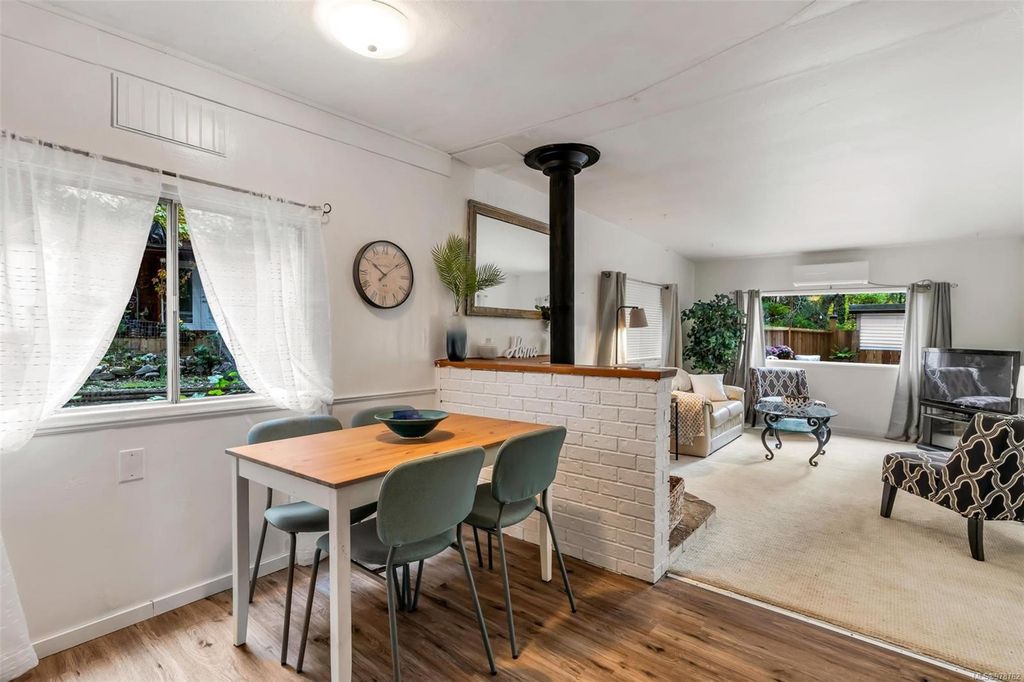 listing image 16041210504106702843