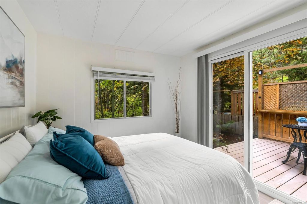 listing image 16043183618893909980