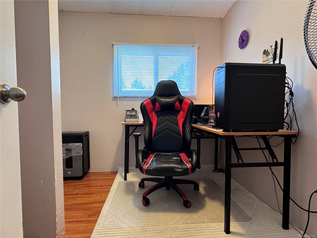 listing image 16045839998441324277