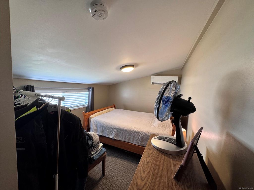 listing image 16046821091953309066
