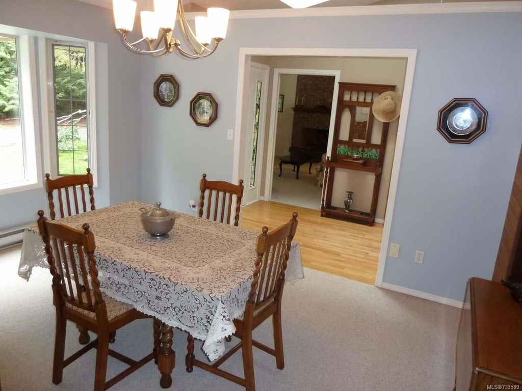 listing image 16044721866795184315