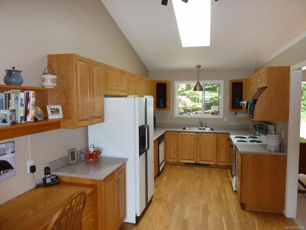 listing image 16046962936493161958