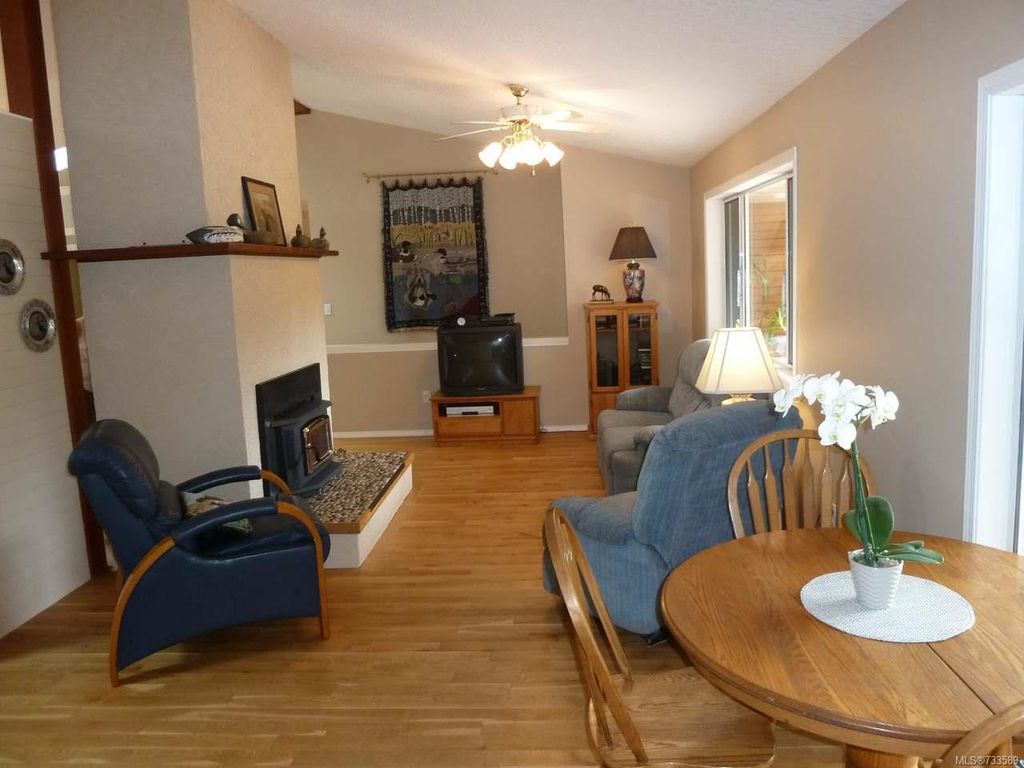listing image 16040650879018103117
