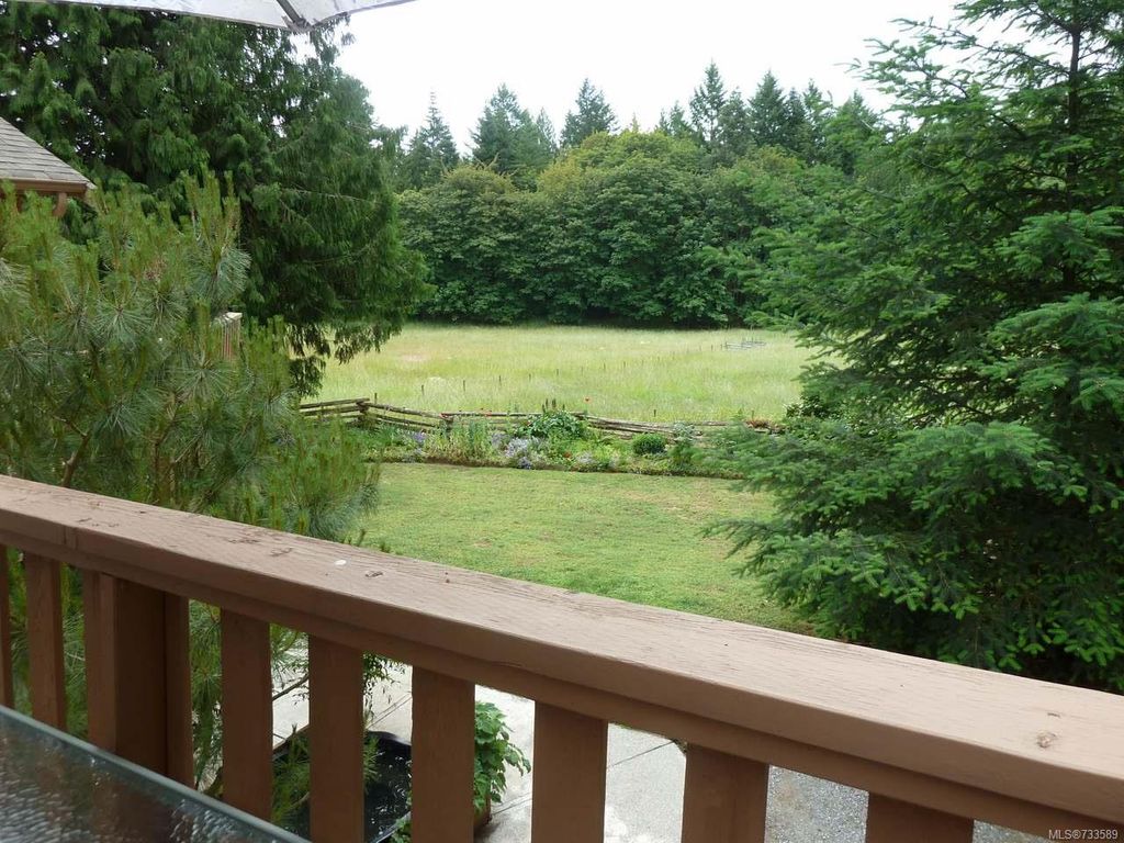 listing image 16044221659082381257