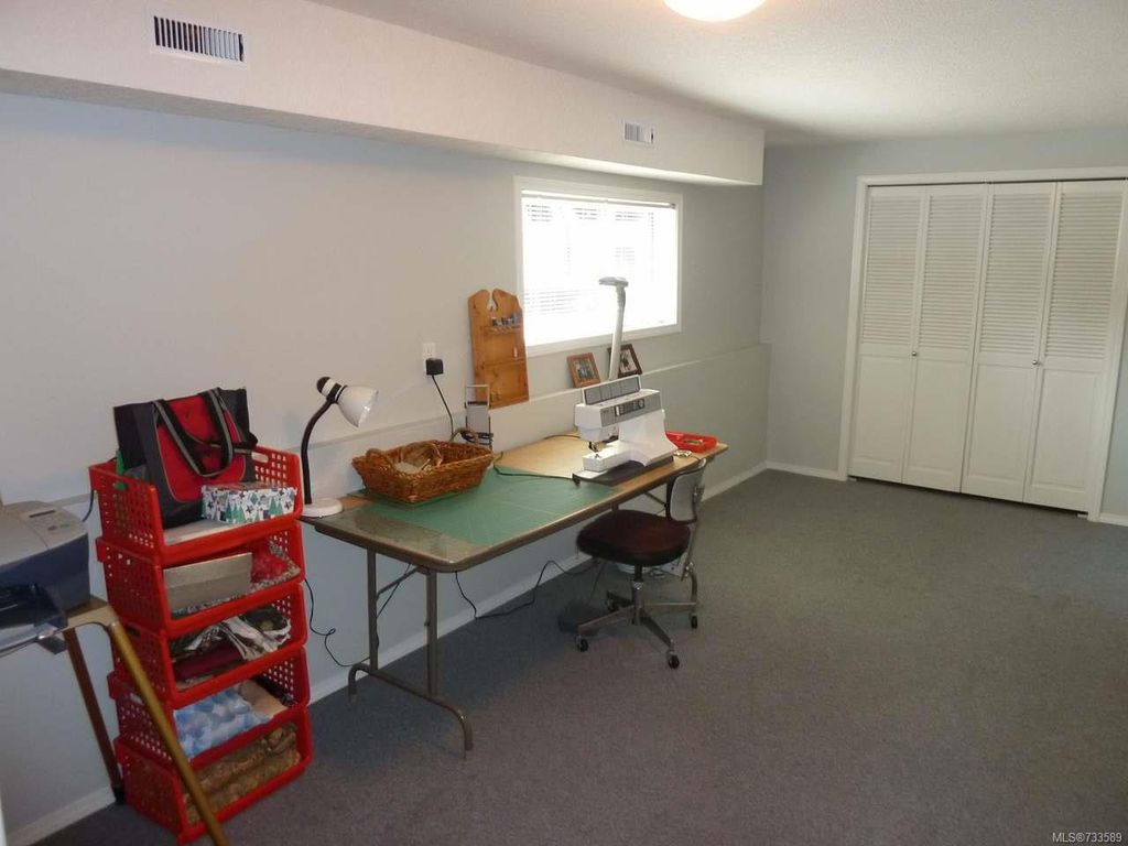 listing image 16042211890416310440